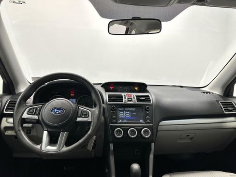 Used 2017 Subaru Forester 2.5i w/ Alloy Wheel Package image 19