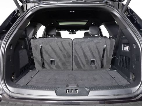 Used 2022 Ford Explorer ST-Line w/ Class IV Trailer Tow Package AWD/4WD image 21