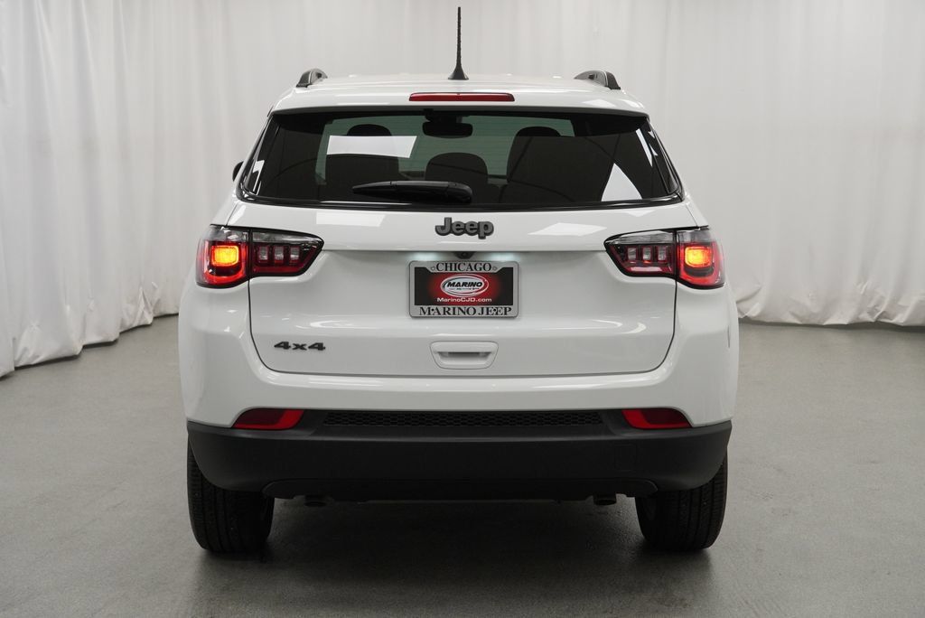 Certified 2025 Jeep Compass Latitude w/ Altitude Special Edition AWD/4WD image 20