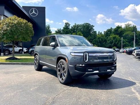 Used 2024 Rivian R1S Adventure AWD/4WD image 1
