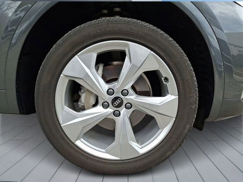 Used 2023 Audi Q5 2.0T Premium Plus w/ Premium Plus Package image 8