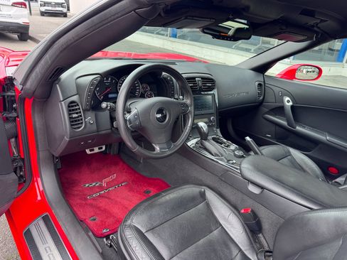 Used 2012 Chevrolet Corvette Grand Sport w/ 3LT Preferred Equipment Group RWD image 8