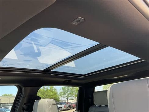 Used 2025 Toyota Tundra Limited image 15