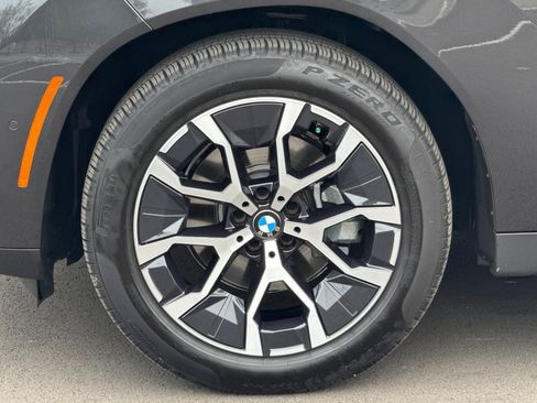 Used 2025 BMW X3 xDrive30i w/ Premium Package image 36