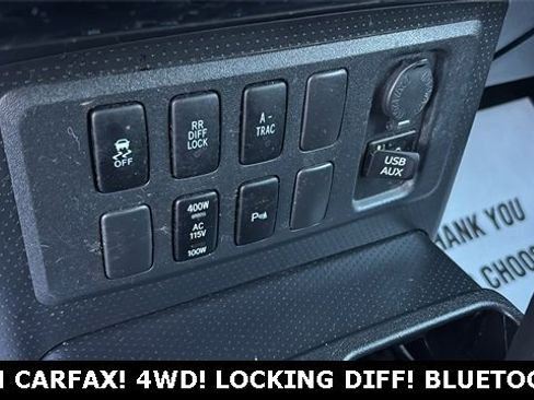 Used 2011 Toyota FJ Cruiser 4WD image 19