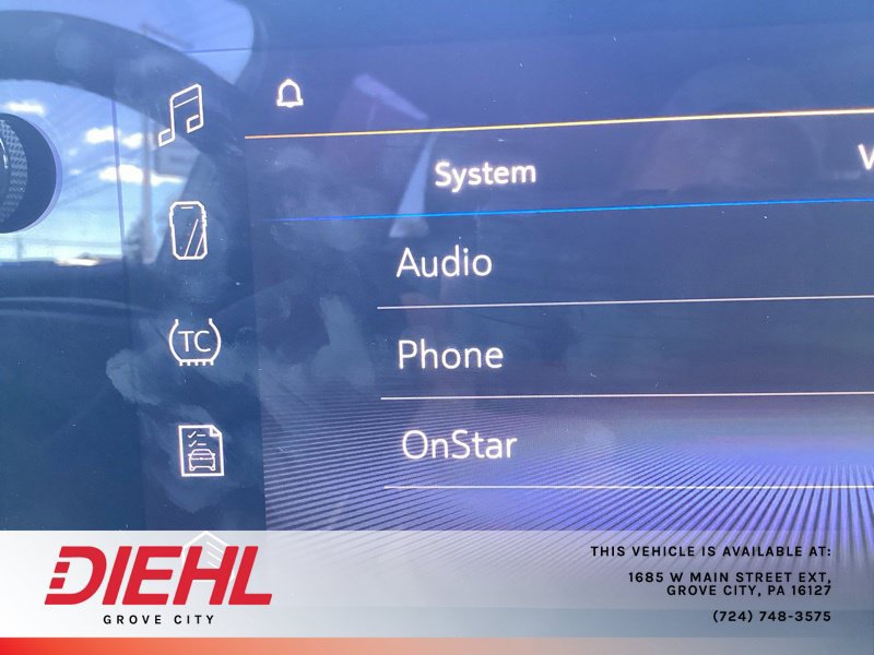 Used 2025 Chevrolet Trax RS w/ Driver Confidence Package FWD image 39