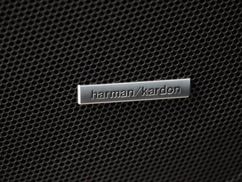 Used 2020 Subaru Forester Limited image 19