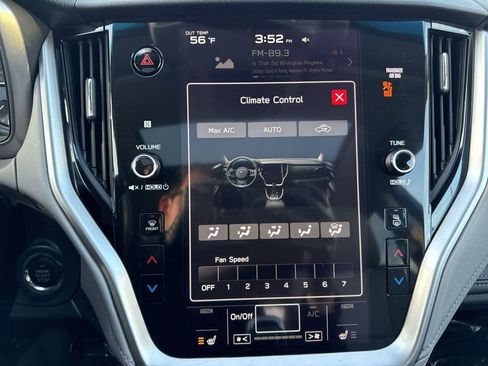 Used 2022 Subaru Outback Limited XT image 18