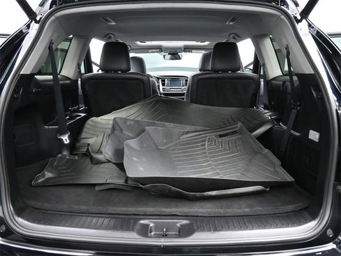 Used 2019 Toyota Highlander Limited image 21