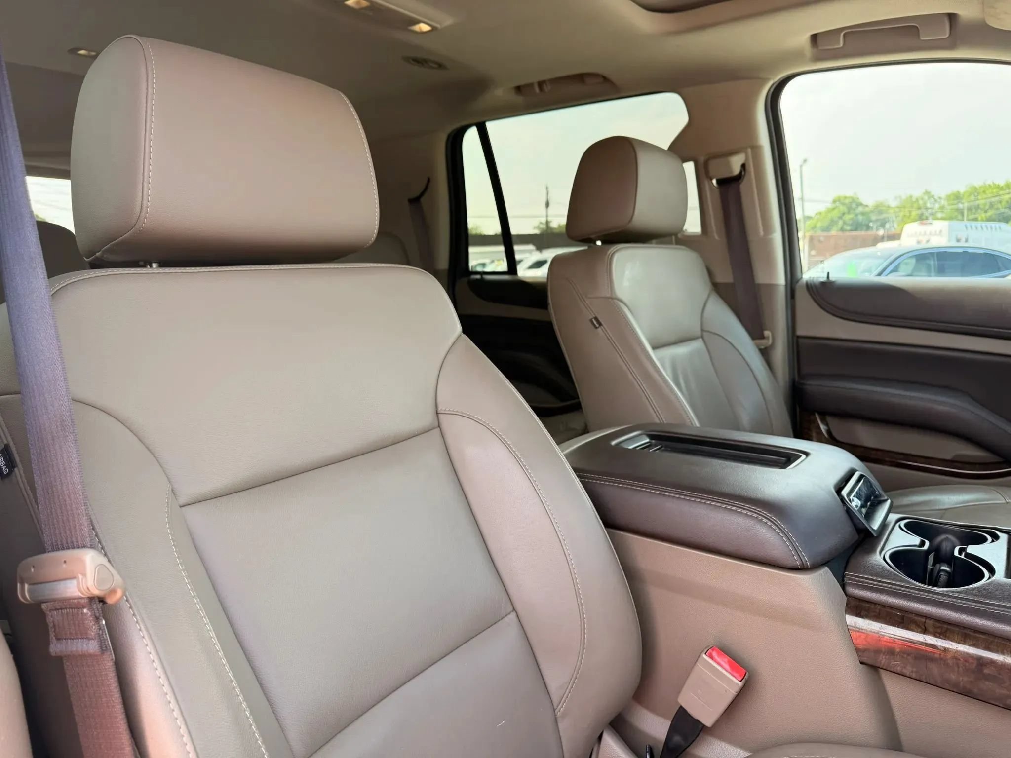 Used 2017 Chevrolet Tahoe LT AWD/4WD image 30