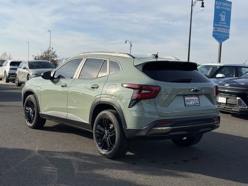 Used 2025 Chevrolet Trax ACTIV w/ Driver Confidence Package image 5