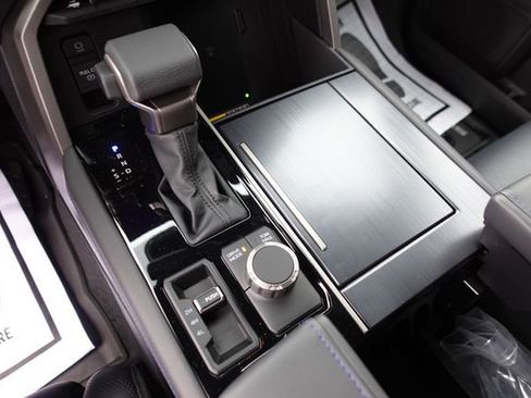 New 2026 Toyota Sequoia Platinum image 25