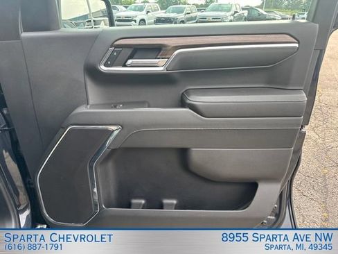 Used 2024 Chevrolet Silverado 1500 LT AWD/4WD image 27
