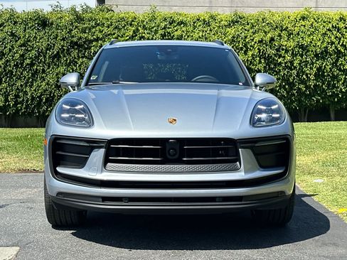 New 2026 Porsche Macan AWD/4WD image 11