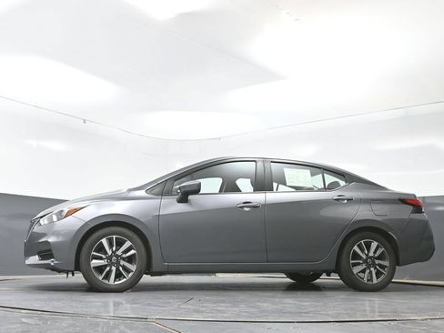 Used 2021 Nissan Versa SV FWD image 49