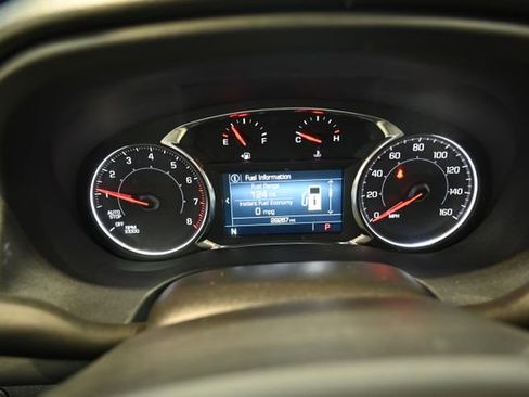 Used 2023 GMC Acadia SLE FWD image 29