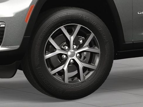 New 2025 Jeep Grand Cherokee L Limited image 11