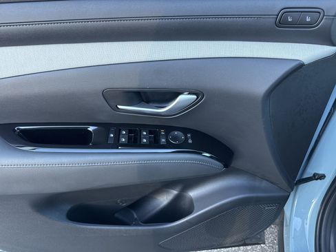 Certified 2025 Hyundai Santa Cruz Limited image 19