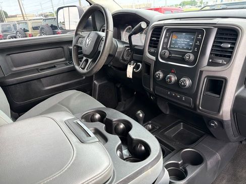 Used 2017 RAM 2500 Tradesman w/ Chrome Appearance Group AWD/4WD image 31
