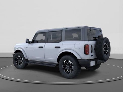 New 2026 Ford Bronco Outer Banks AWD/4WD image 4