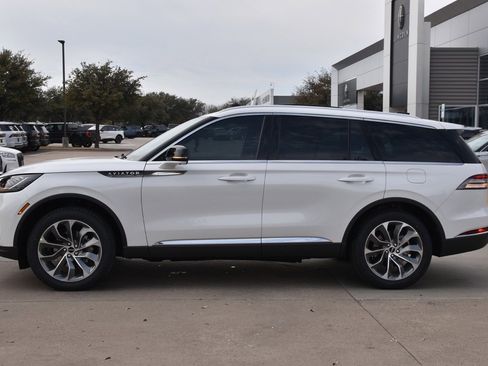 New 2026 Lincoln Aviator Reserve image 11