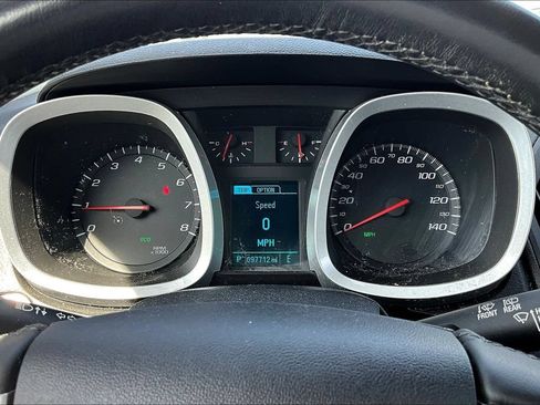 Used 2017 Chevrolet Equinox LT w/ Convenience Package AWD/4WD image 13