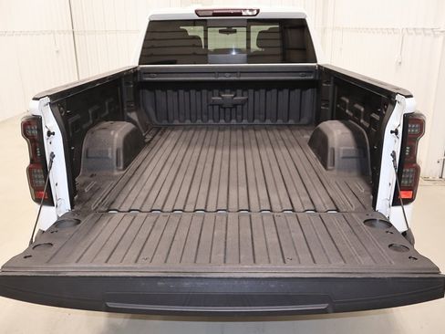 Used 2020 Chevrolet Silverado 1500 LT Trail Boss image 33