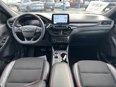 Used 2025 Ford Escape ST-Line image 13