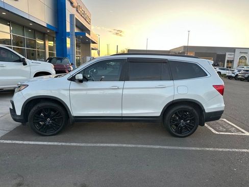 Used 2021 Honda Pilot Special Edition image 2