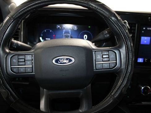Used 2023 Ford F250 Lariat w/ Lariat Ultimate Package AWD/4WD image 29