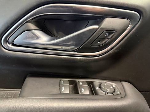 Used 2024 Chevrolet Tahoe LS image 9