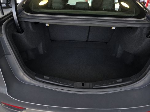 Used 2019 Ford Fusion SE FWD image 11