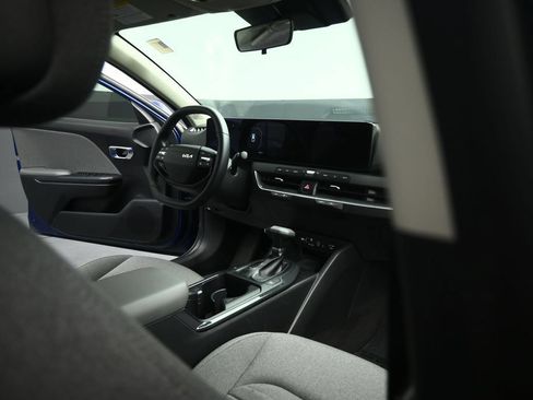 Certified 2025 Kia K4 EX FWD image 60