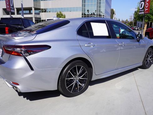 Certified 2024 Toyota Camry SE FWD image 7