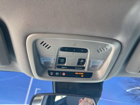 Used 2018 Chevrolet Malibu Premier w/ Premier Sun and Wheel Package image 35