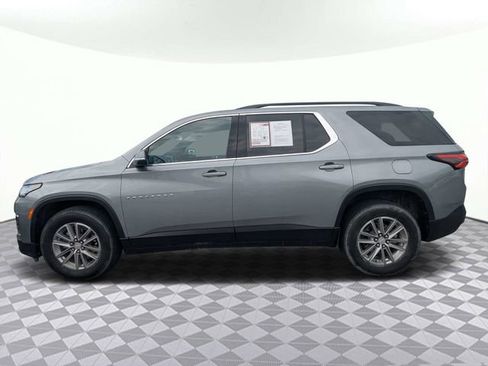 Used 2023 Chevrolet Traverse LT FWD image 6