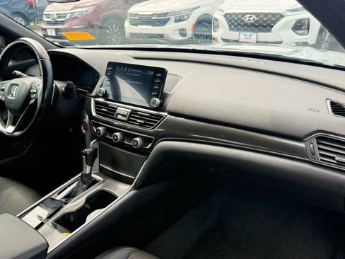 Used 2022 Honda Accord Sport image 16