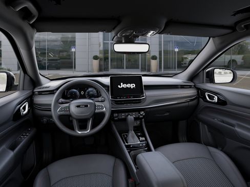 New 2026 Jeep Compass Trailhawk w/ Sun, Sound & Navigation Group AWD/4WD image 40
