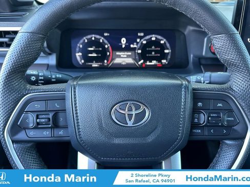 Used 2024 Toyota Tacoma TRD Off-Road image 27