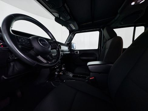 Used 2021 Jeep Wrangler Unlimited Sport image 21