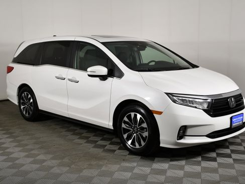Certified 2023 Honda Odyssey EX-L image 4