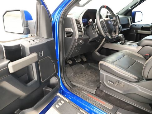 Used 2017 Ford F150 Raptor w/ Equipment Group 802A Luxury AWD/4WD image 14