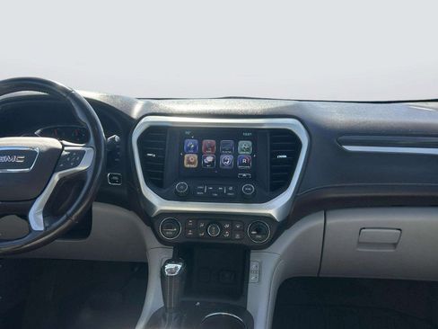 Used 2018 GMC Acadia SLT w/ LPO, Floor Liner Package FWD image 15