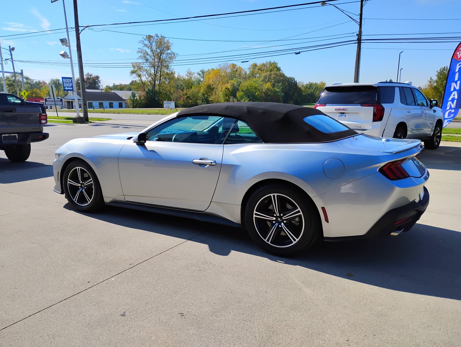 Used 2024 Ford Mustang Premium RWD image 10