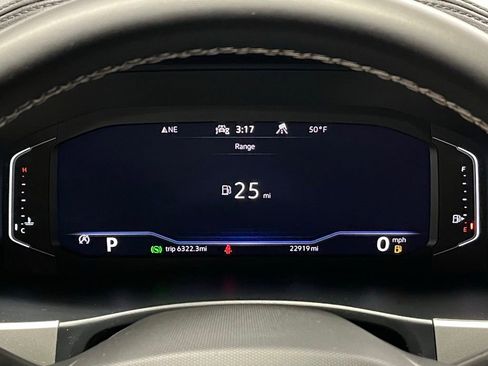 Used 2023 Volkswagen Atlas Cross Sport SE w/ Panoramic Sunroof Package image 24