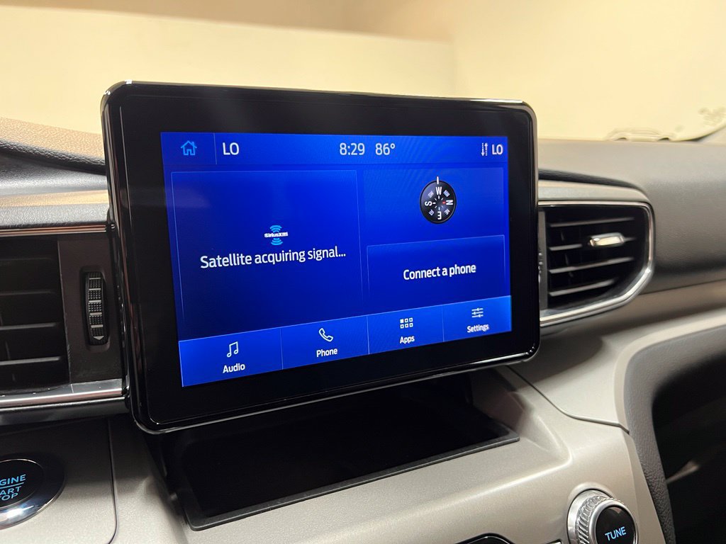 Used 2023 Ford Explorer XLT w/ Equipment Group 202A AWD/4WD image 25
