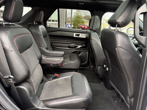 Used 2022 Ford Explorer ST-Line w/ Class IV Trailer Tow Package image 21