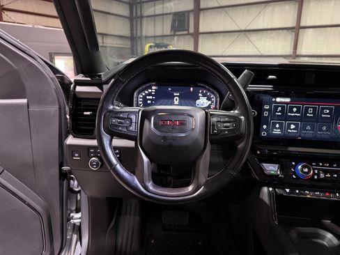 Used 2024 GMC Sierra 2500 AT4 w/ AT4 Preferred Package AWD/4WD image 31