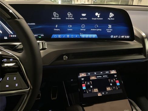 New 2026 Cadillac Vistiq Premium Luxury image 17