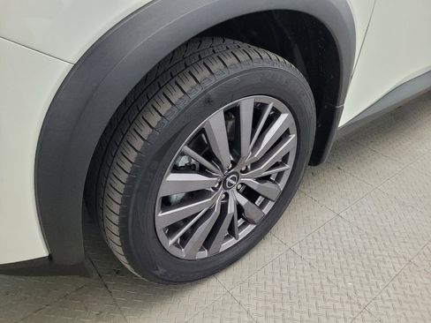Used 2022 Nissan Pathfinder SL w/ SL Premium Package AWD/4WD image 31